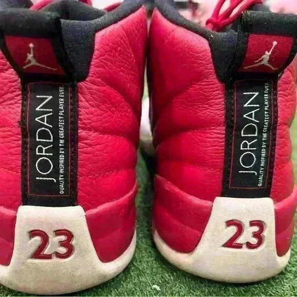 Jordan 12 Retro, Gym Red Size 11 - Picture 4 of 7
